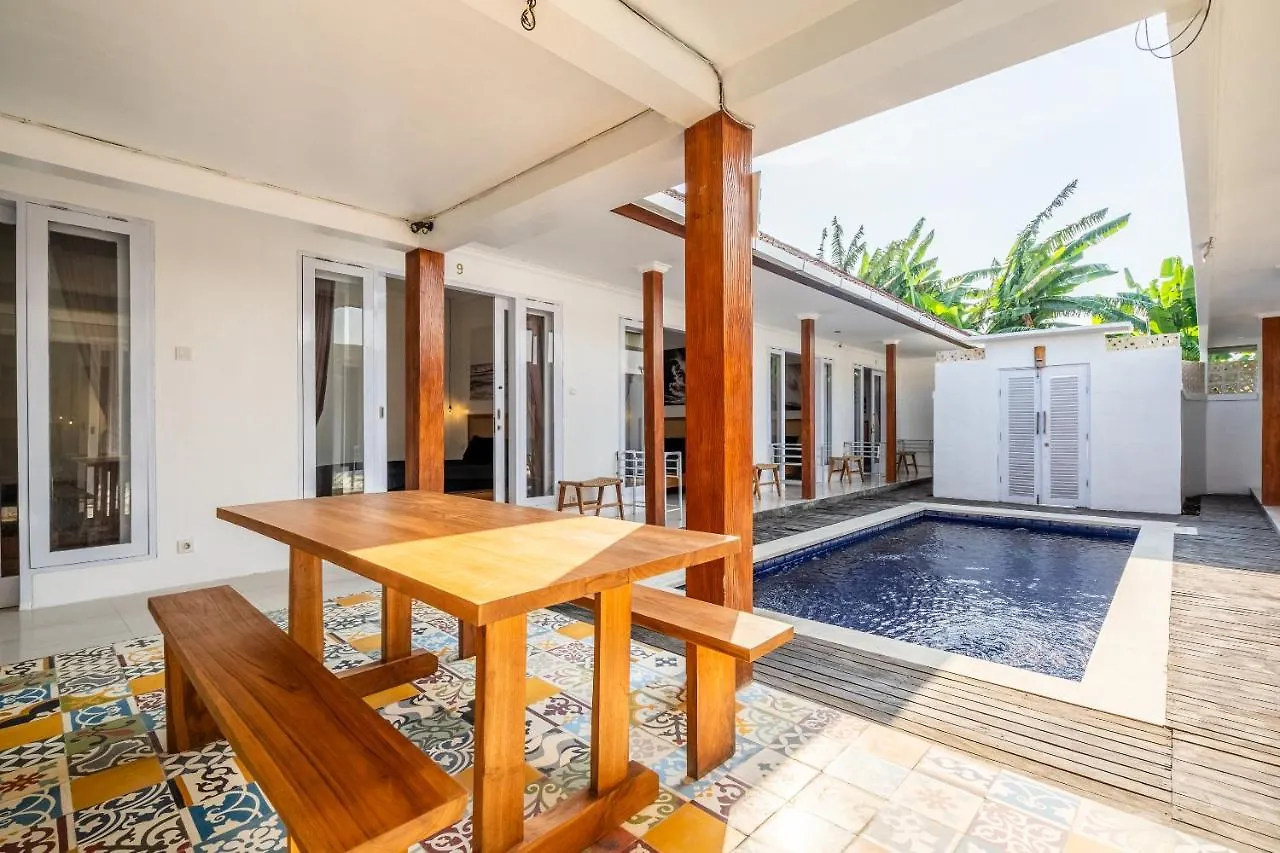 Lumturi House - Centrally Located Seminyak  0*, Seminyak (Bali)